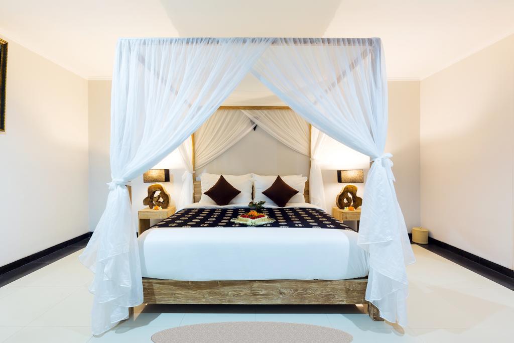เฟรดดี้ส์ วิลลา อูบุด Hotel สุขาวาตี ภายนอก รูปภาพ