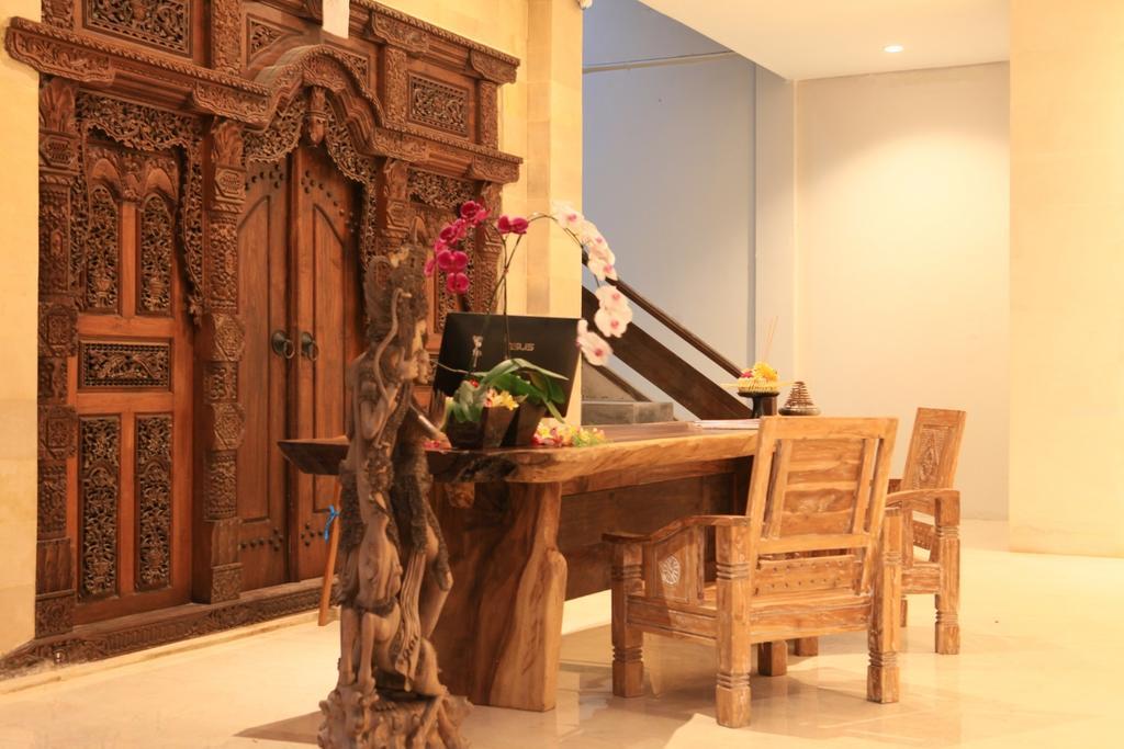 เฟรดดี้ส์ วิลลา อูบุด Hotel สุขาวาตี ภายนอก รูปภาพ
