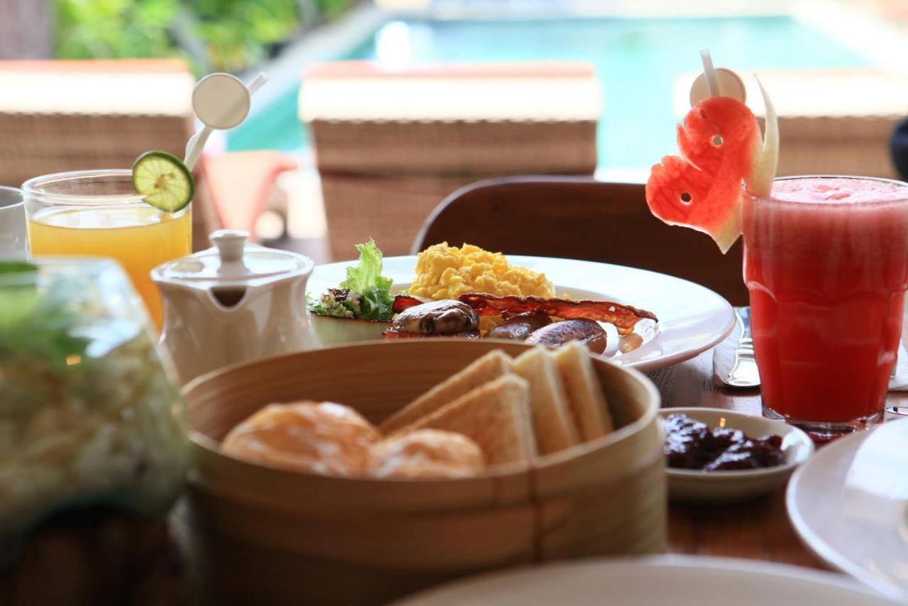 เฟรดดี้ส์ วิลลา อูบุด Hotel สุขาวาตี ภายนอก รูปภาพ